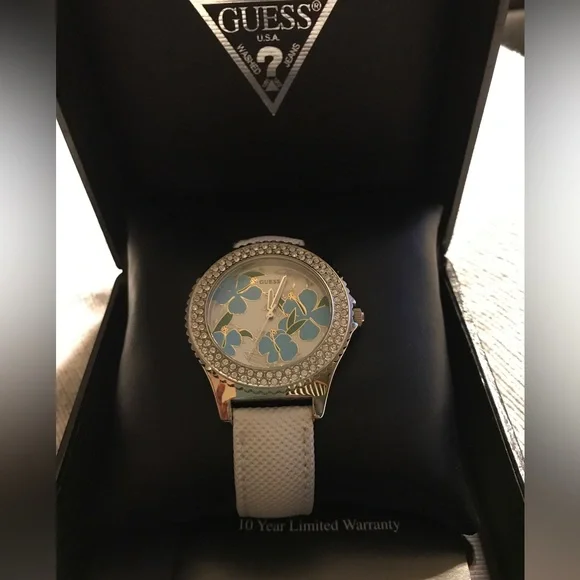 GUESS Ladies Watch - Picture 2 of 7
